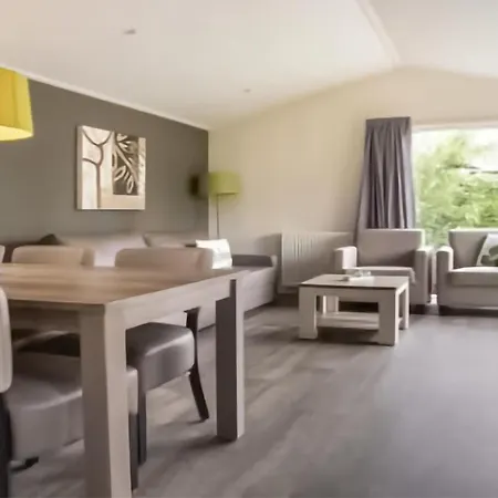 Kemping 2 Bedroom Stunning Stacaravan In