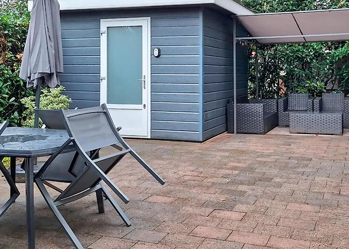 2 Bedroom Lovely Stacaravan In אתר קמפינג 4*